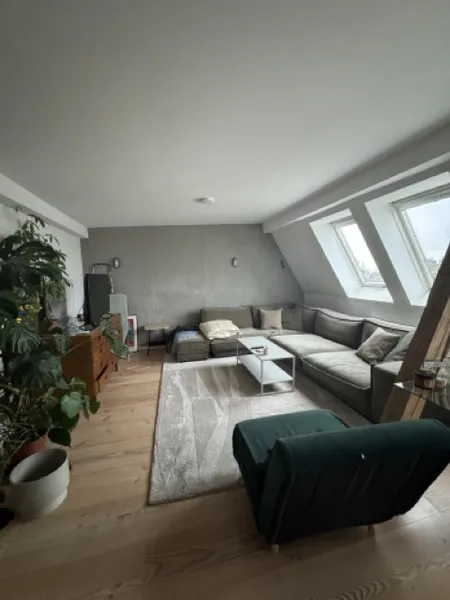 Available from 1/12/26  | Flexible rental period | 2 bedrooms | Sunny south-facing balcony — photo 1